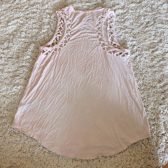 Woman’s tank top - Picture 2 of 2